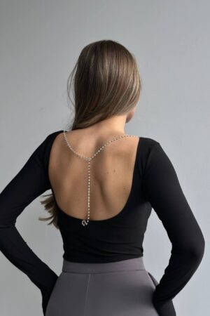 Body spate accesorizat