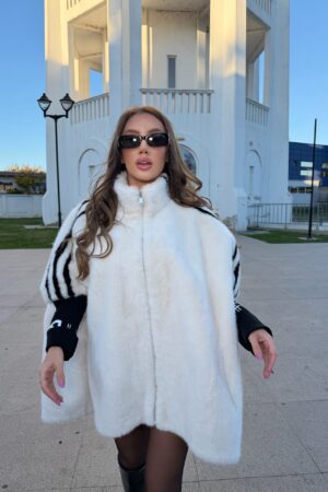 Jacheta din blăniță cu fermoar