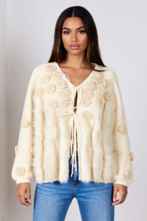 Pulovaras cu detalii din blăniță naturala